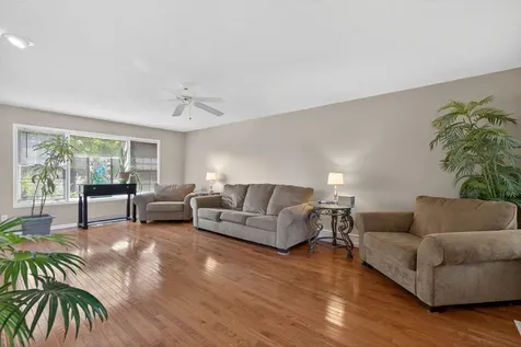 817 Adrienne Avenue Ottawa IL 61350