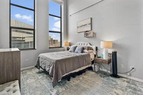 758 North Larrabee Street Chicago IL 60654