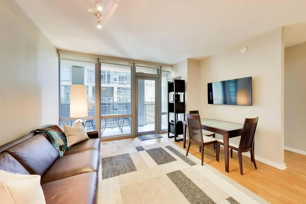 160 East Illinois Street Chicago IL 60611
