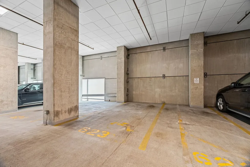 160 East Illinois Street Chicago IL 60611