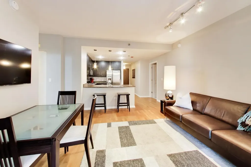 160 East Illinois Street Chicago IL 60611