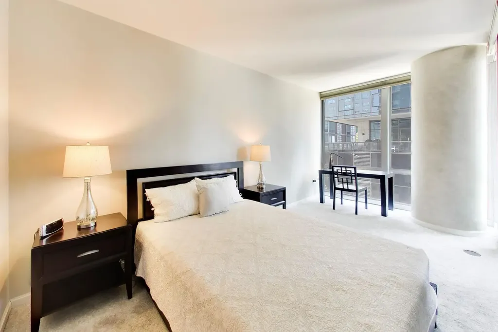 160 East Illinois Street Chicago IL 60611