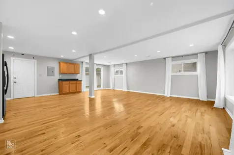 75 Kingman Lane Hoffman Estates IL 60169