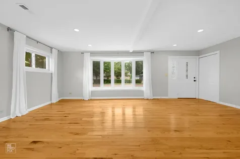 75 Kingman Lane Hoffman Estates IL 60169