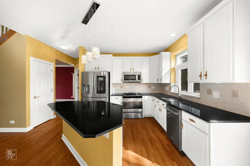 2820 Fairhauser Court Naperville IL 60564