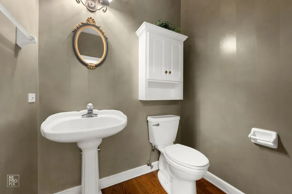 2820 Fairhauser Court Naperville IL 60564