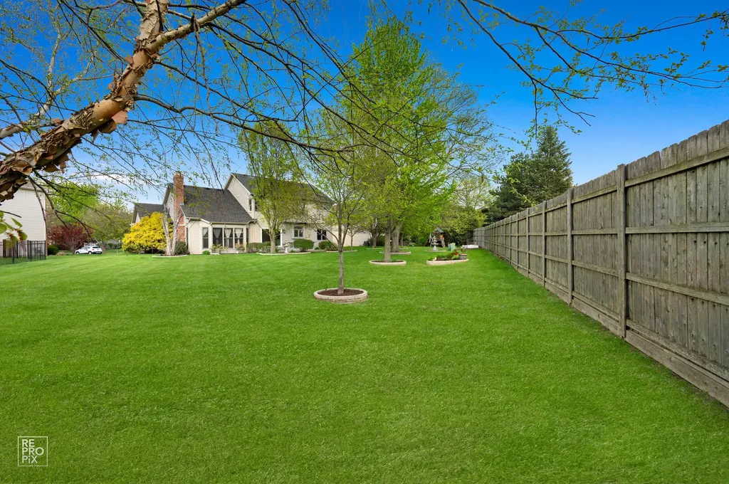 2820 Fairhauser Court Naperville IL 60564