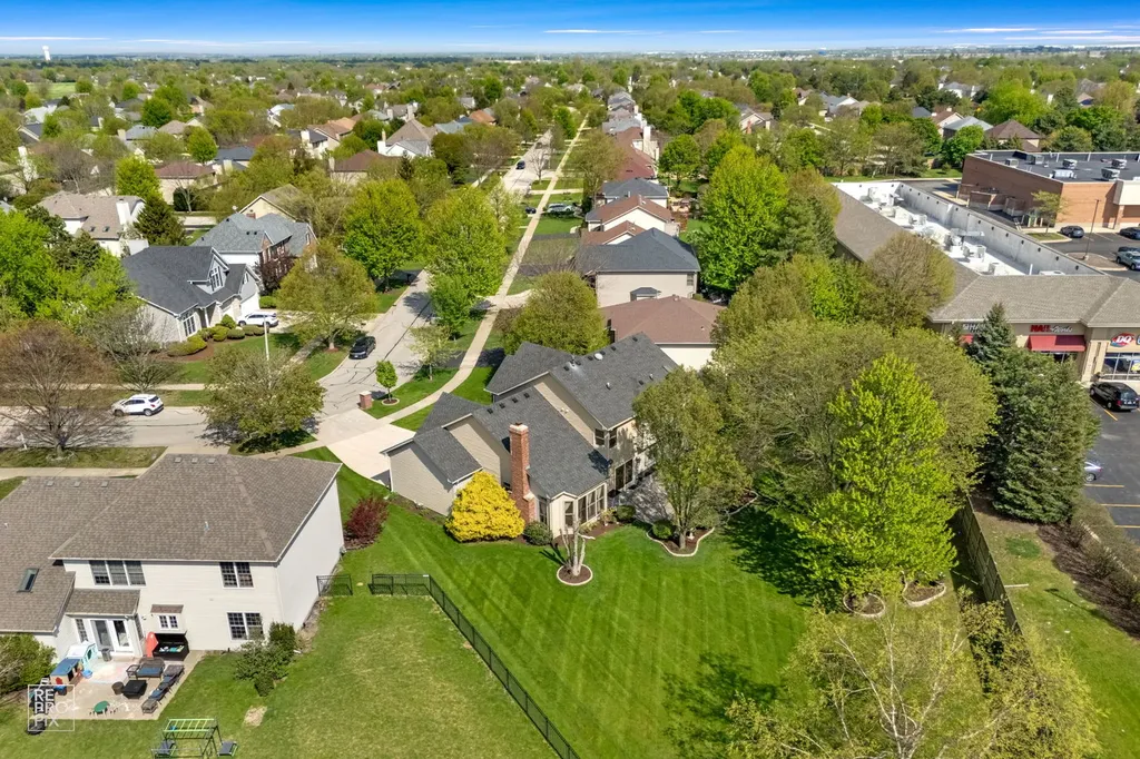 2820 Fairhauser Court Naperville IL 60564