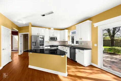 2820 Fairhauser Court Naperville IL 60564