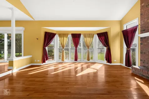 2820 Fairhauser Court Naperville IL 60564