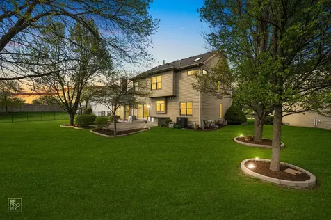 2820 Fairhauser Court Naperville IL 60564