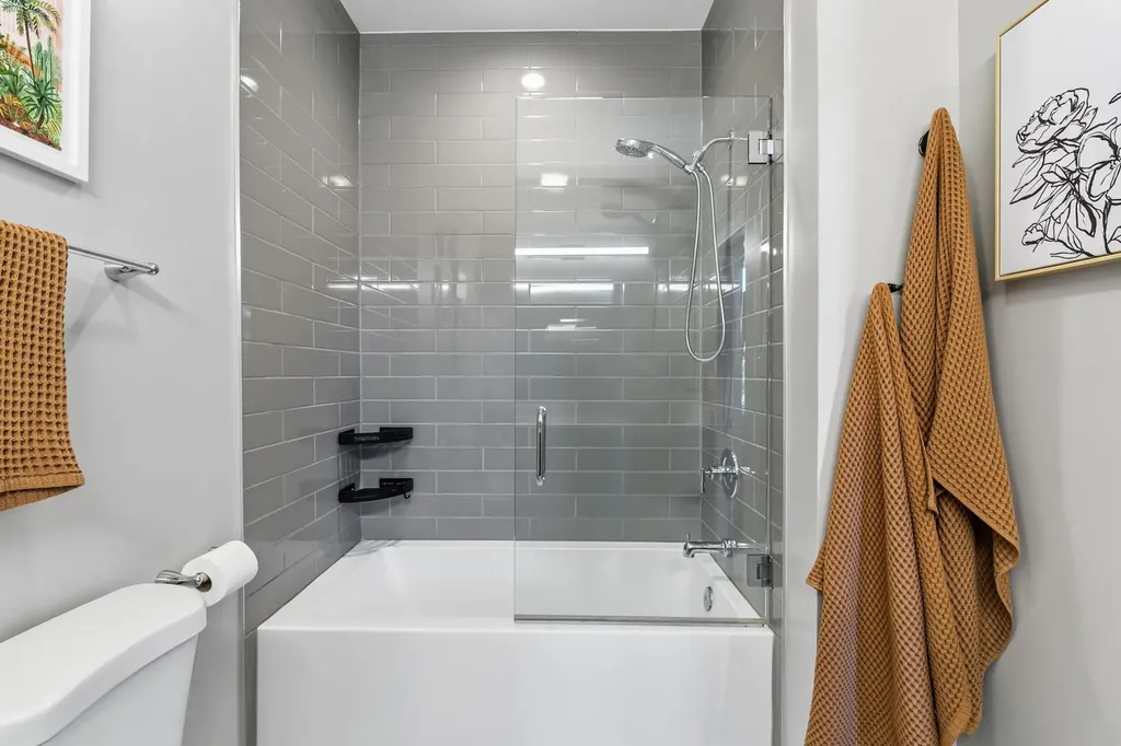 2241 West Coulter Street Chicago IL 60608