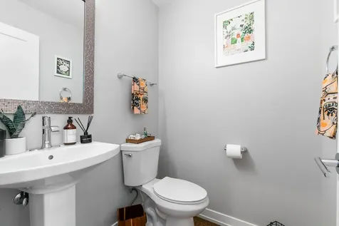 2241 West Coulter Street Chicago IL 60608