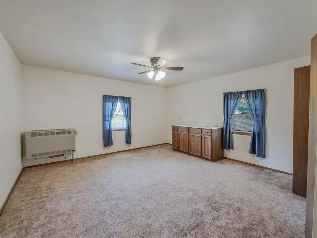 1911 Ash Court Aurora IL 60506