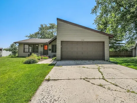1911 Ash Court Aurora IL 60506