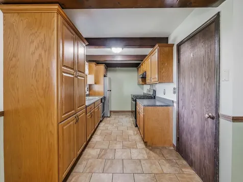1911 Ash Court Aurora IL 60506