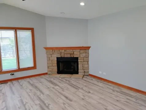 384 Bianco Drive Elk Grove Village IL 60007