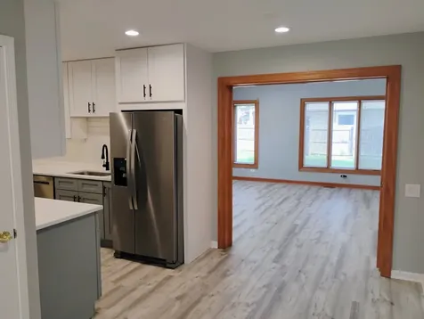 384 Bianco Drive Elk Grove Village IL 60007