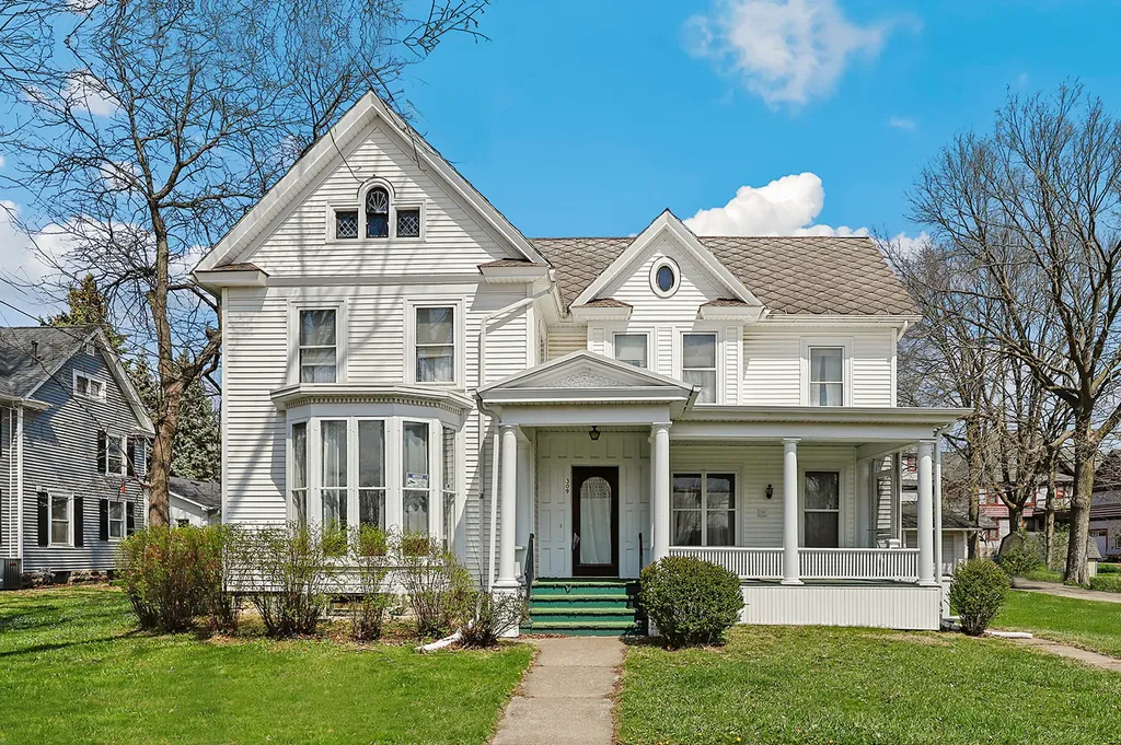 309 East 3rd Street Sandwich IL 60548
