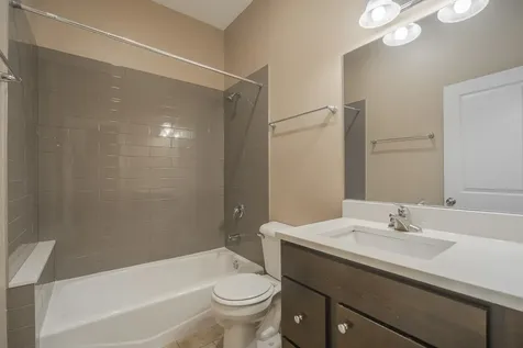 3433 South Indiana Avenue Chicago IL 60616