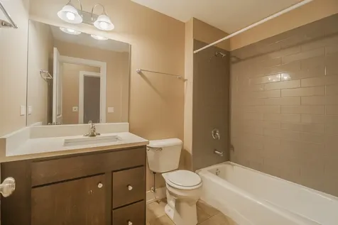 3433 South Indiana Avenue Chicago IL 60616