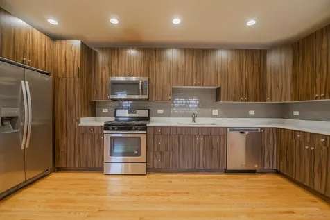3433 South Indiana Avenue Chicago IL 60616