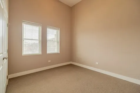 3433 South Indiana Avenue Chicago IL 60616