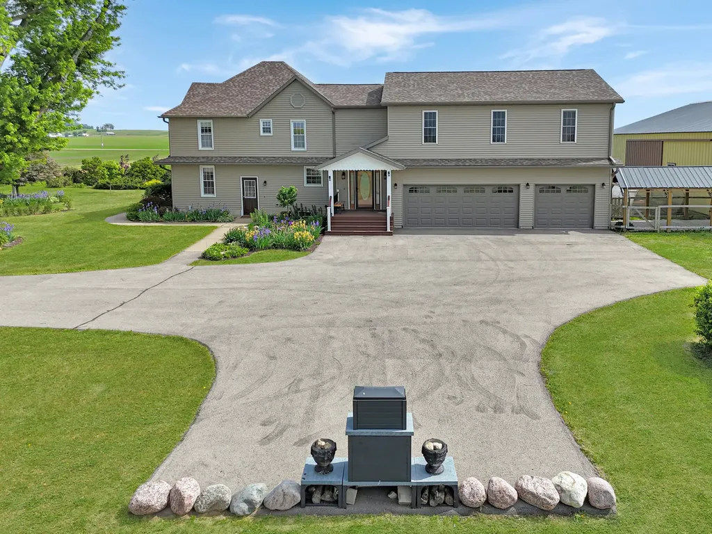 9214 North Waddams Grove Road Lena IL 61048