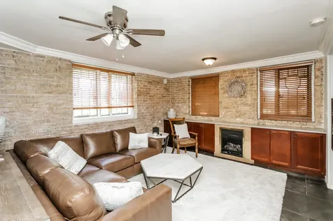 445 West Fullerton Parkway Chicago IL 60614
