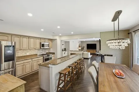2770 Sioux Trail Glenview IL 60026