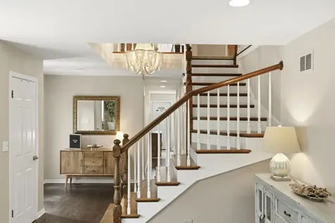 2770 Sioux Trail Glenview IL 60026