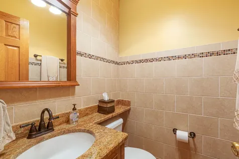 2665 Crestwood Lane Riverwoods IL 60015