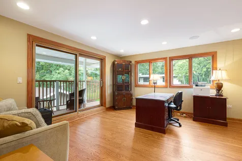 2665 Crestwood Lane Riverwoods IL 60015