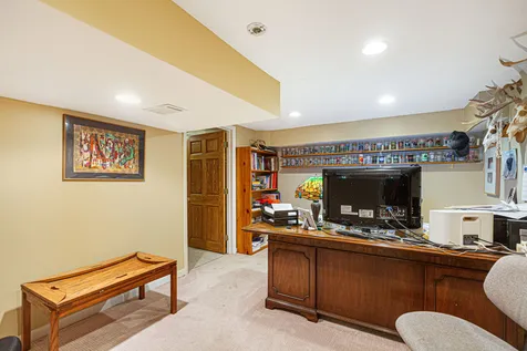 2665 Crestwood Lane Riverwoods IL 60015