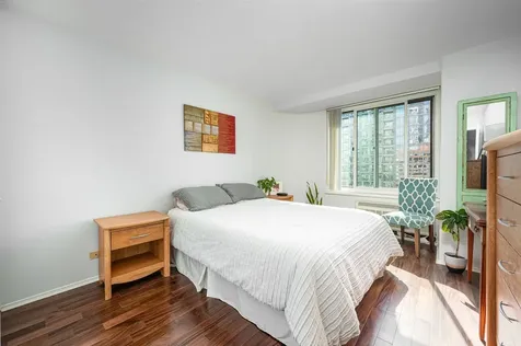 211 East Ohio Street Chicago IL 60611
