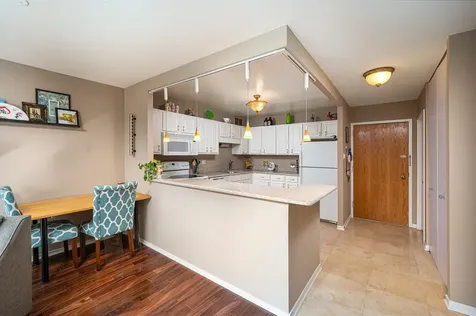 211 East Ohio Street Chicago IL 60611
