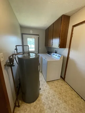 136 North St. Louis Street Elwood IL 60421