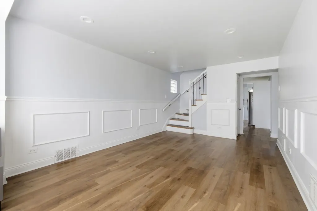 7836 South Kedvale Avenue Chicago IL 60652