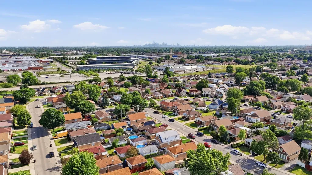 7836 South Kedvale Avenue Chicago IL 60652
