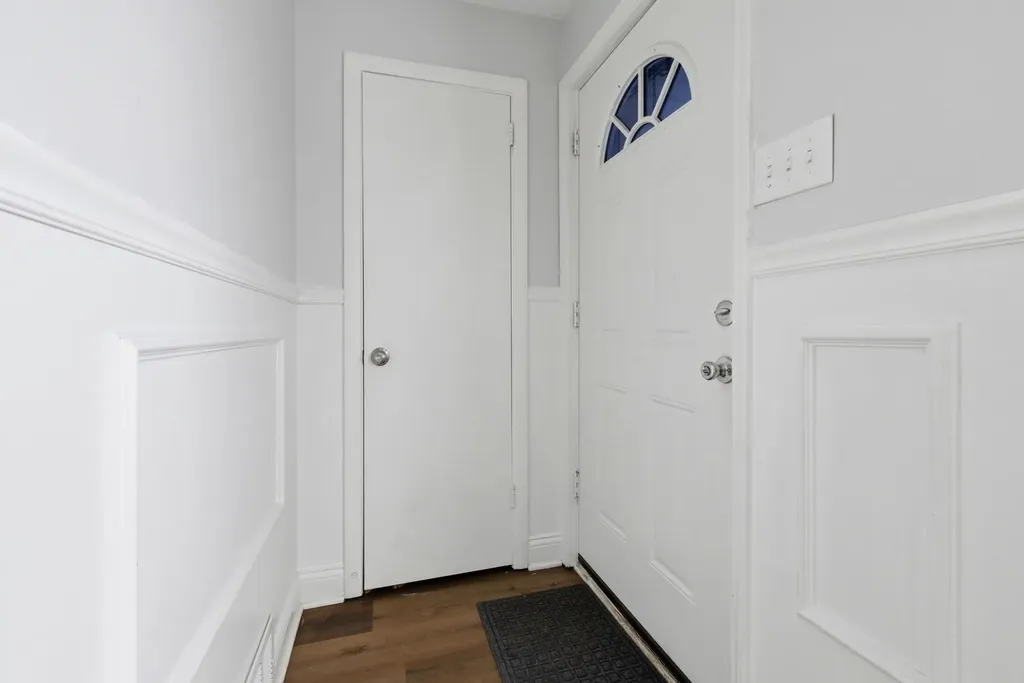 7836 South Kedvale Avenue Chicago IL 60652