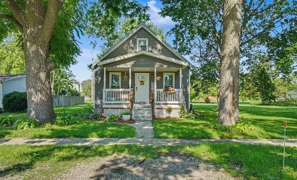 217 South State Street Gibson City IL 60936