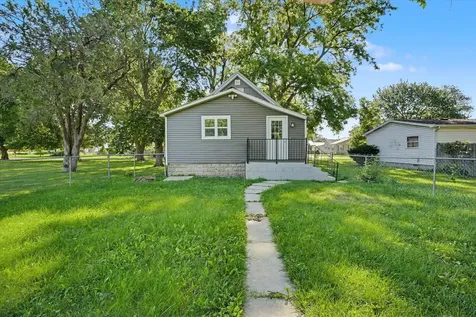 217 South State Street Gibson City IL 60936