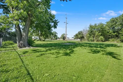 217 South State Street Gibson City IL 60936