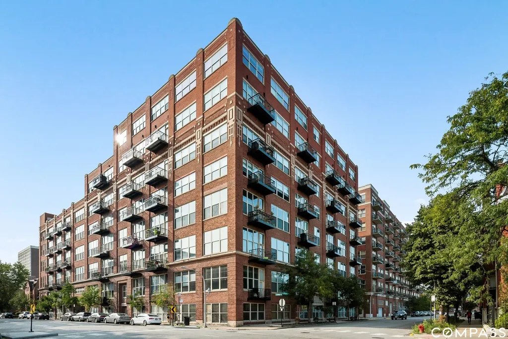 1500 West Monroe Street Chicago IL 60607