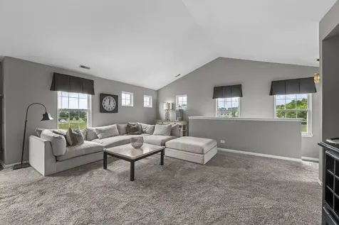 349 Bakers Court Lakemoor IL 60051