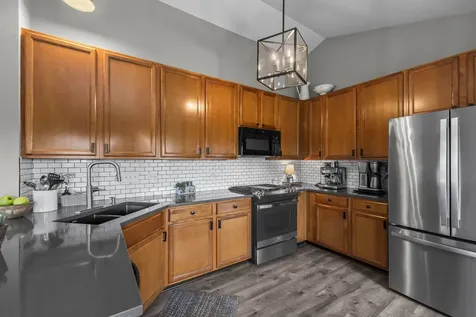 349 Bakers Court Lakemoor IL 60051