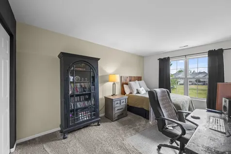 349 Bakers Court Lakemoor IL 60051