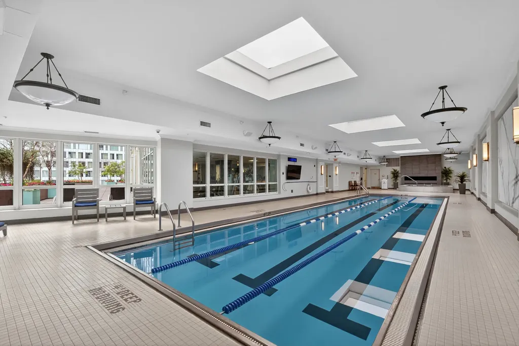 57 East Delaware Place Chicago IL 60611