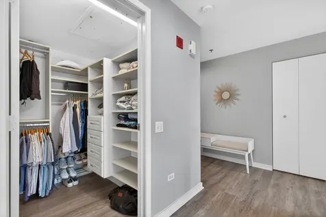 57 East Delaware Place Chicago IL 60611