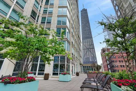 57 East Delaware Place Chicago IL 60611
